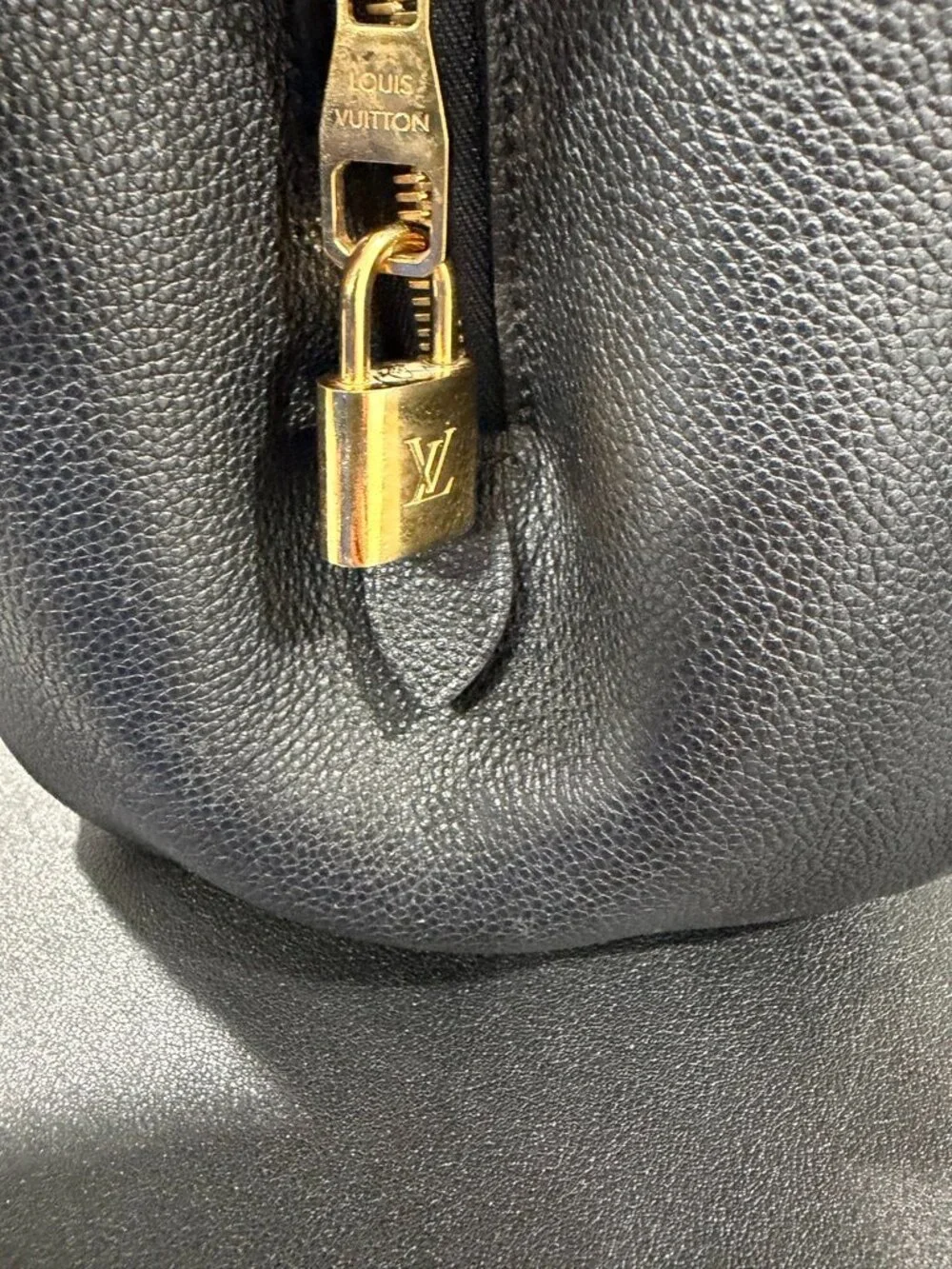 Louis Vuitton Montaigne MM Handbag Black Empreinte (JB1486)